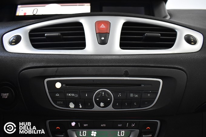 RENAULT Scénic 1.9 dCi 130CV Dynamique